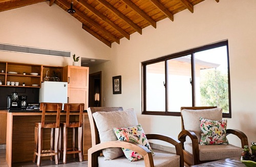 Urbanizacion Raul Ruiz Villa | Vista del Campo Country Club & Villas