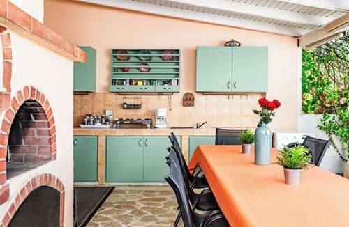 Agios Dimitrios Apartment | Vitorakis Apartments