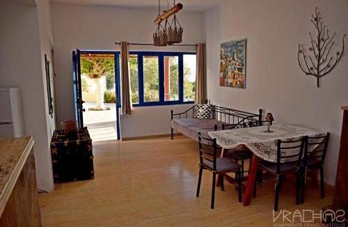 Frangokastellon Apartment | Vrachos Apartments