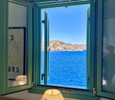 Symi House | Waterfront