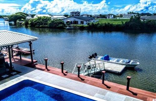 Nadi Apartment | Waterfront Sunset Apartment Nadi
