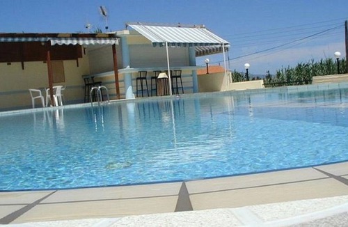 Gerani House | We'll Make You Feel at Home Far Away From Home.