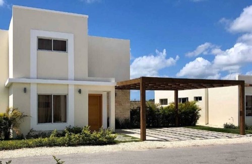 Veron House | Welcome to your home away from home