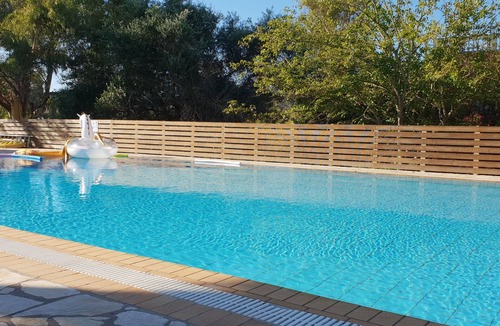 Gouvia Hotel | Welcoming. Relaxing Pool & Easy Access to Corfu Town Explore the Island easily