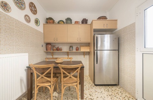 Petroupoli Apartment | WEST ATHENS APARTMENT