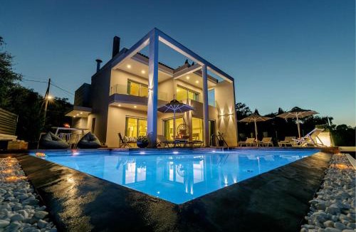 Afra Villa | White Pearl Premium Villa Corfu