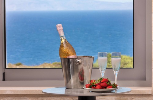 Chania Villa | White Stone Elegance with Pool, Jacuzzi & Golden Sunsets