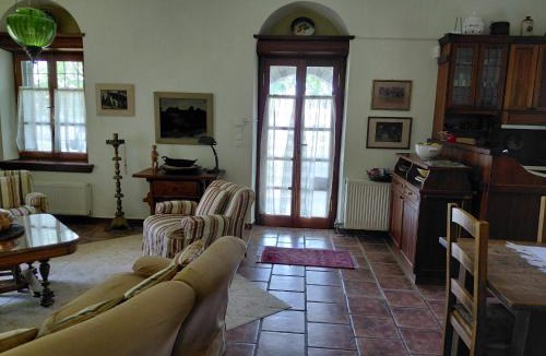Zagora-Mouresi Villa | White stone house with great sea view