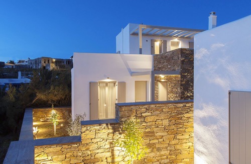 Tinos Villa | White Tinos Luxury Suites