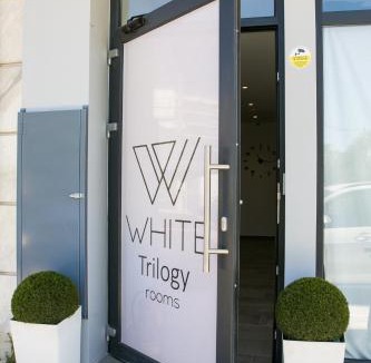 Thessaloniki Bed & Breakfast | White Trilogy