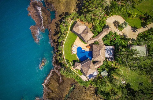 Savusavu House | WHOLE PRIVATE ISLAND AND LUXURY VILLA
