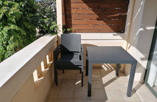 Stalida Apartment | Wohnung "Zitronenbaum-Terrasse" by Interhome