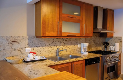 Puerto Bahia Apartment | Wonderful 3-bedroom Apartment with Private Jacuzzi & Backyard in Las Terrenas