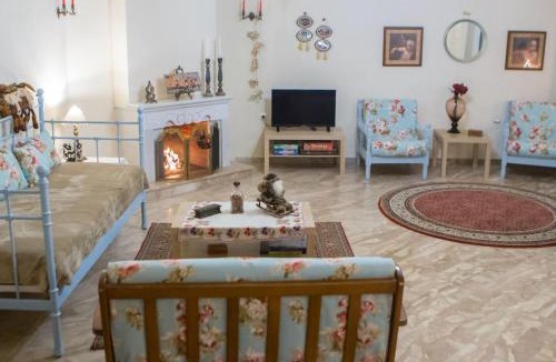Almopia Apartment | Woods cottage-Πολυτελής Μεζονέτα Λουτρά Πόζαρ