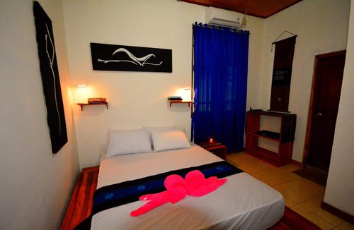 Labuan Bajo Bed & Breakfast | World BnB