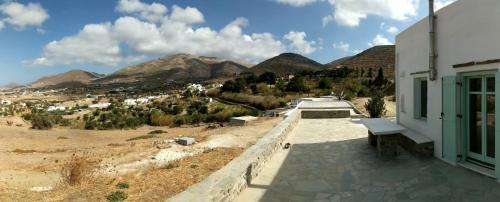 Paros House | Wuthering Heights Country House