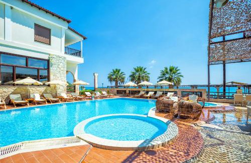 Possidi Hotel | Xenios Possidi Paradise Hotel
