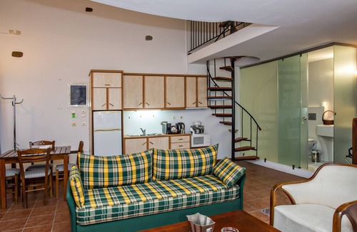Tinos Town House | Yiorgos renthousetinos ΑΜΑ: 2249