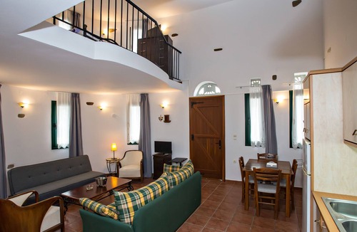 Tinos Town House | Yiorgos renthousetinos ΑΜΑ: 2249