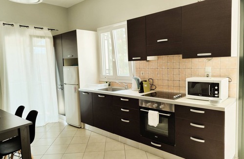 Kalami Apartment | Your Perfect Getaway – A Two-Bedroom Haven Just Steps from Kalami Bay
