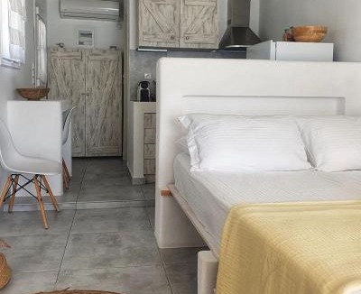 Kimolos House | Zacharias Seaside Studio Kimolos
