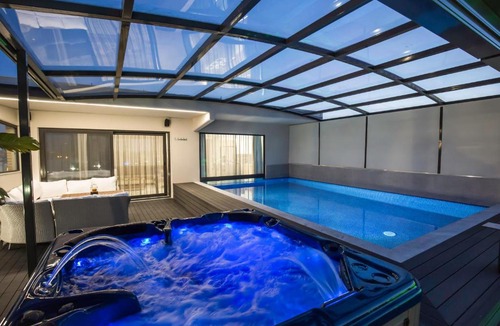 Kolokinthou Apartment | Zambelis Athens Penthouse Spa
