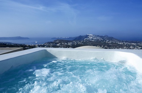 Pyrgos Hotel | Zannos Melathron