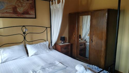 West Mani House | Zarnata House