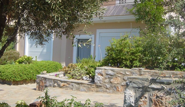 Άνετη διαμονή, μαγευτική θέα, υπέροχη παραλία!