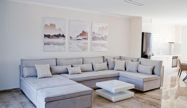 Εrmis Mini Suite #2