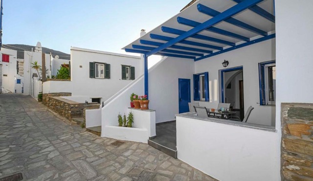 Η όμορφη Κώμη - Beautiful Komi spacious apartment