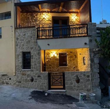 μικρή κατοικία στο χωριό