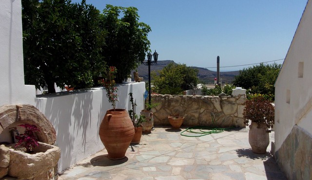 1 bedroom apartment in zakros crete