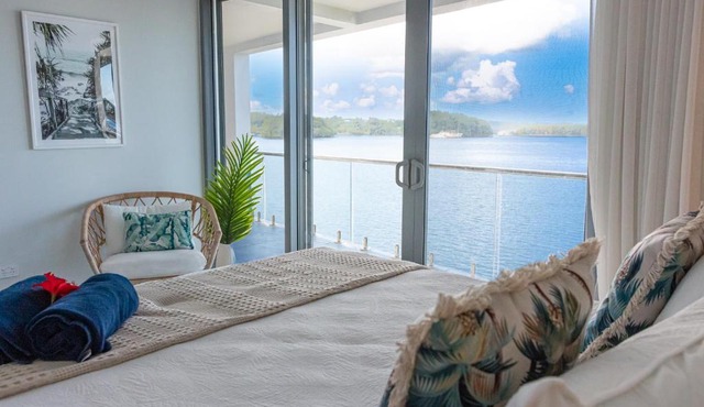 305 - Suva City Views Oceanfront Large Balcony