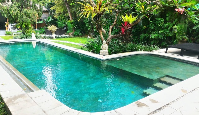 5 Bedroom 2 Pool Villas in Central Seminyak, Daily Housekeeping, shop, beach