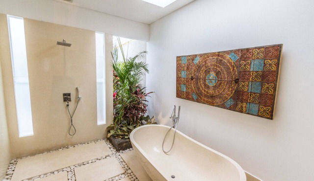 5 Star Private Villa Holiday in Seminyak at an Unbeatable Rate, Bali Villa 1158