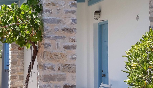 A GREEK ISLAND HOUSE.A PLACE TO RELAX.