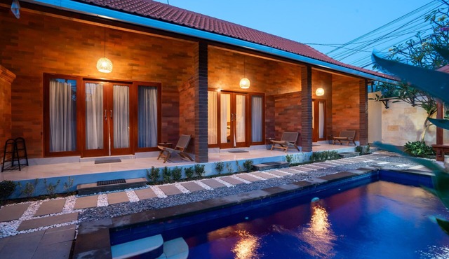 A Homey Room Villa with Balinese design – Rustic Touch