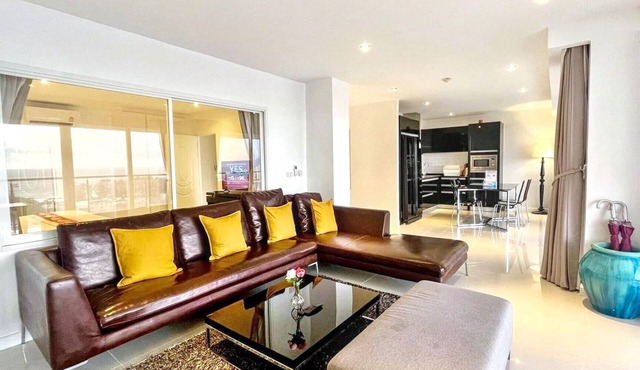 A11 - 2 Bdr Serviced Apt, Stunning Sea View, Karon Beach