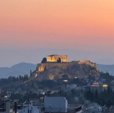 Acropolis-View Penthouse, Haute Athenian