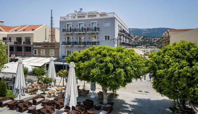 Aenos Hotel
