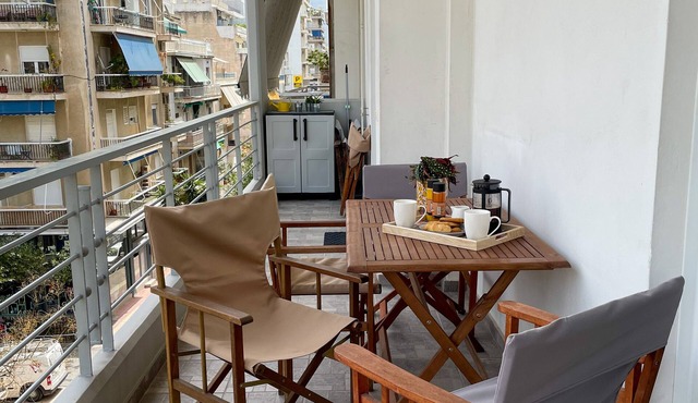 Ageliki's Athens Centre 2BDRM & Parking