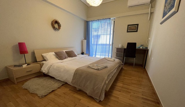 Agios Eleftherios metro st. 2 bedrms 4 pers. flat