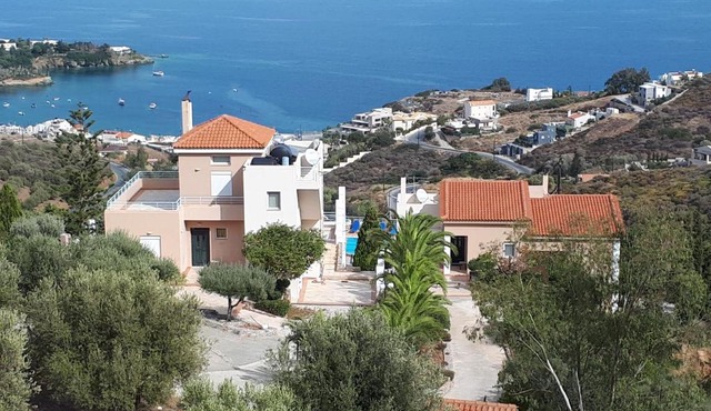 Agnanti Villas