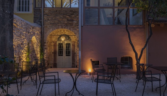 Agora Residence