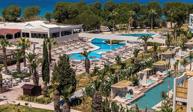 Akti Coast Club