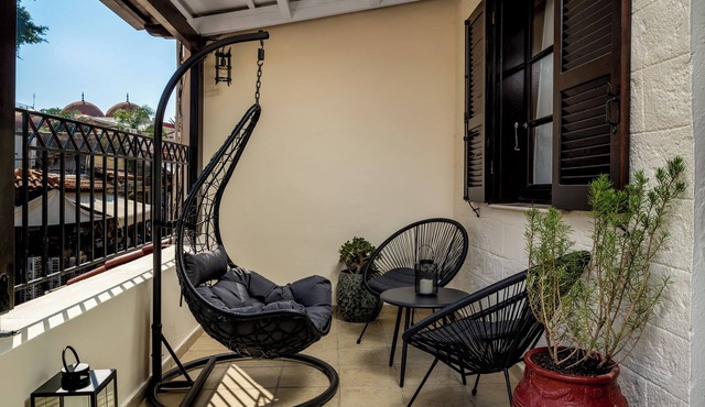 Alegrand Suites - Suite 3 in Old town
