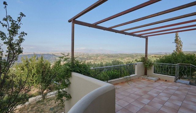 Aletraki Hill House. Above the City, Close to Everything