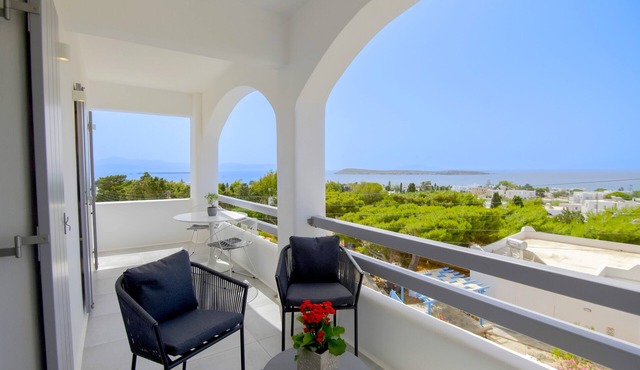 Alexander Suites