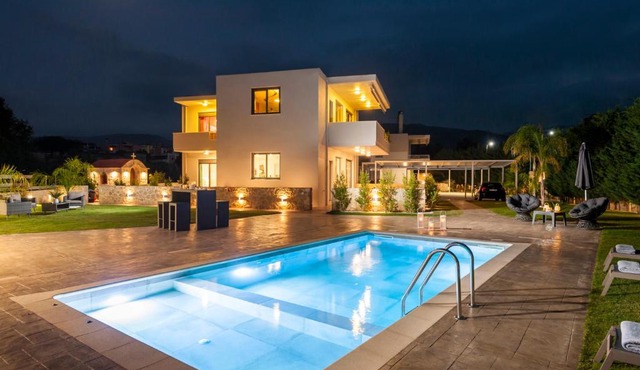 Amaen Luxury House